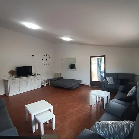 La Fortaleza De Semesterbostad Bernuy-Salinero